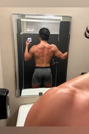 OnlyFans account  boynamedriver header 2
