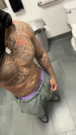 OnlyFans account  putitoncamera header 2