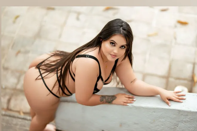 OnlyFans cuenta soyc4mi header 2