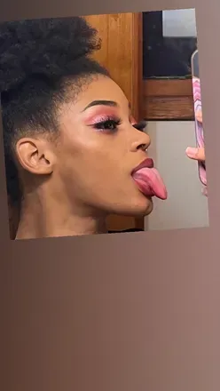 OnlyFans cuenta noelle124 header 2