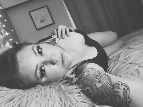 OnlyFans cuenta kiwi279 header 2