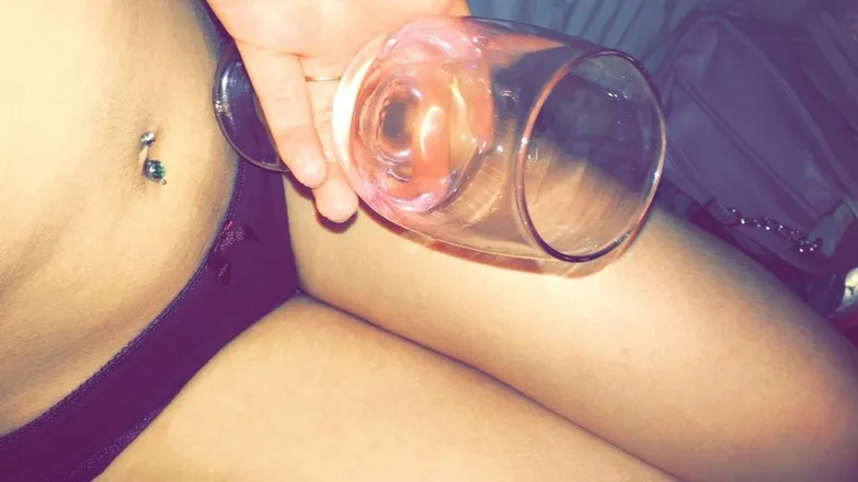 OnlyFans account  yourbabygirlie header 2