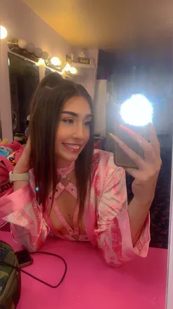 OnlyFans cuenta lbaibeexoxo previous_avatars_1 3
