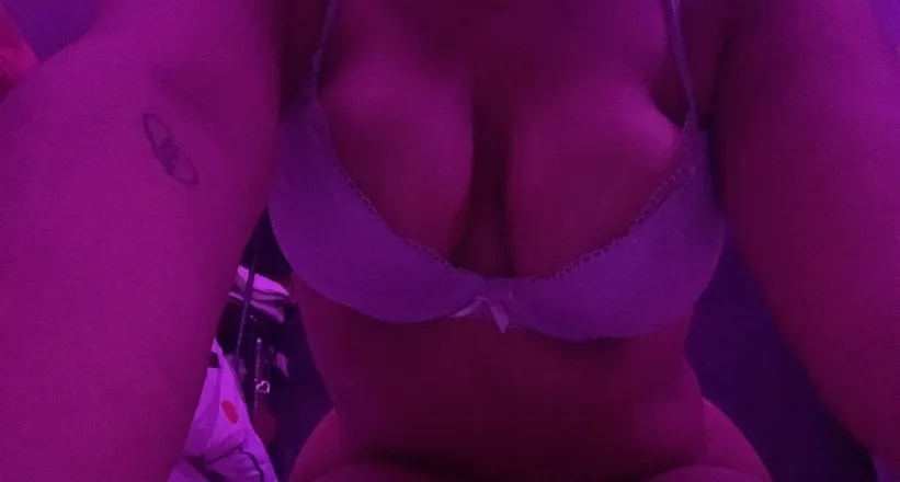 OnlyFans cuenta murderousbrat header 2