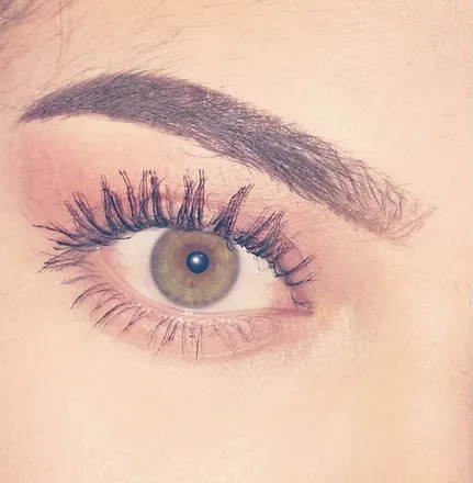 OnlyFans cuenta isabellasuncoloredeyes header 2