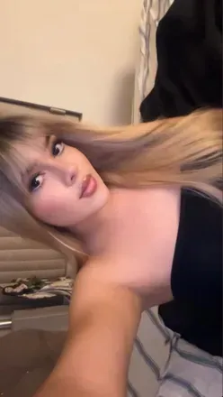 OnlyFans cuenta americaesquivel header 2