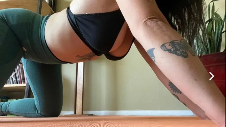 OnlyFans cuenta urgfsbestie header 2