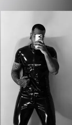 OnlyFans of doggiewoof