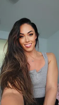 OnlyFans cuenta msfoxxx_25 avatar 1