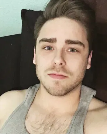 OnlyFans account  arinferrari avatar 1