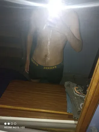 OnlyFans cuenta emilio.v99 header 2