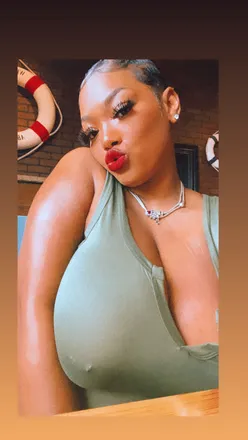 OnlyFans account  dae_theplug header 2