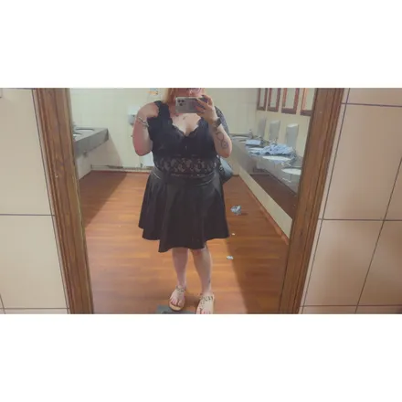 OnlyFans cuenta obedientcurves header 2
