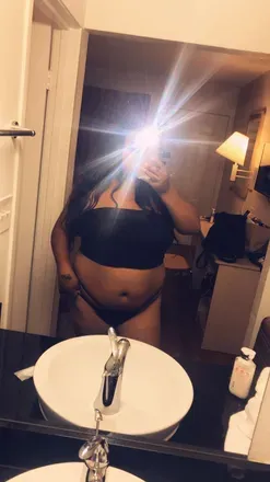 OnlyFans cuenta riaaluxx avatar 1