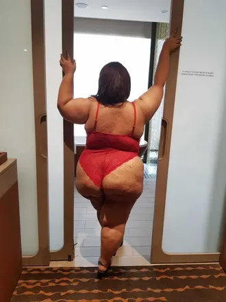 OnlyFans cuenta x_asianbbw_x avatar 1