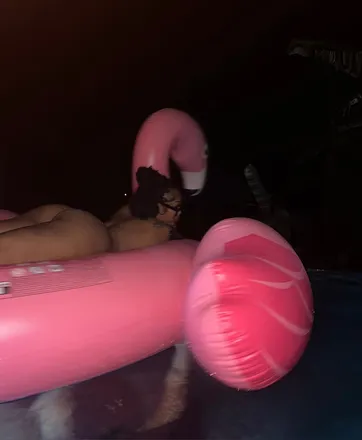 OnlyFans cuenta glazedbae header 2