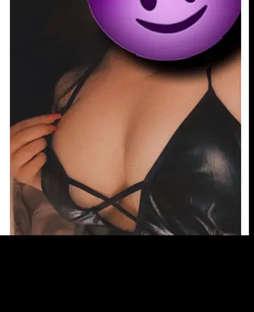 OnlyFans cuenta onlyt_x header 2