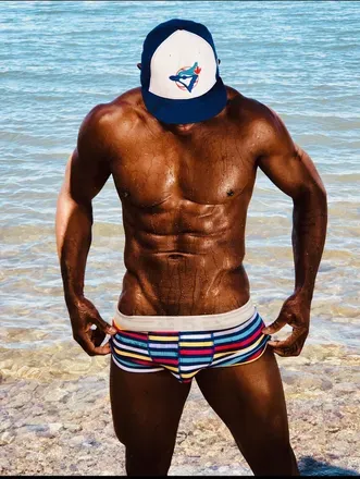 OnlyFans account  magic1020 avatar 1