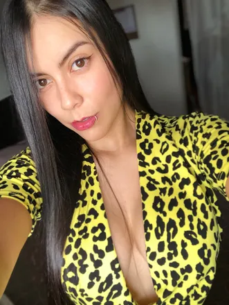 OnlyFans cuenta alejandraruiz3 header 2