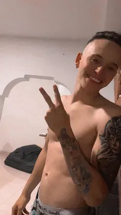 OnlyFans cuenta latinmaki avatar 1
