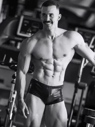 OnlyFans cuenta theexoticboy header 2