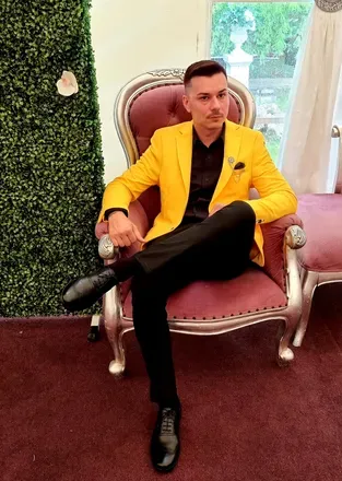 OnlyFans account  andrei.andrei avatar 1