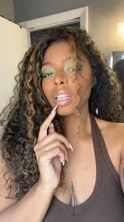 OnlyFans cuenta akeelahtequila avatar 1