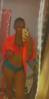 OnlyFans cuenta ravyen_01 avatar 1