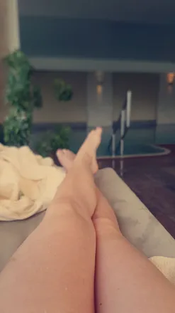OnlyFans cuenta comelovemyfeets header 2