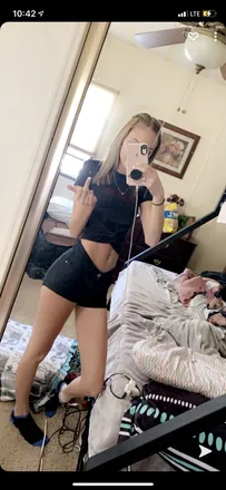 OnlyFans cuenta rachelriley0 header 2