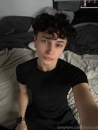 OnlyFans cuenta maxx18 avatar 1