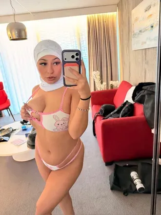 OnlyFans cuenta worldofariel avatar 1