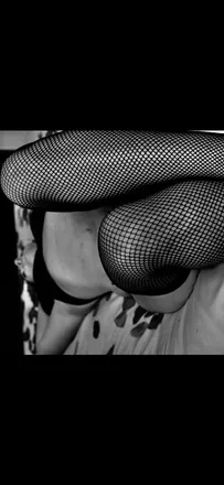 OnlyFans cuenta cherry_poison header 2