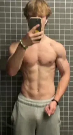 OnlyFans cuenta jrod101 avatar 1