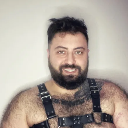 OnlyFans cuenta theyoungchubby header 2