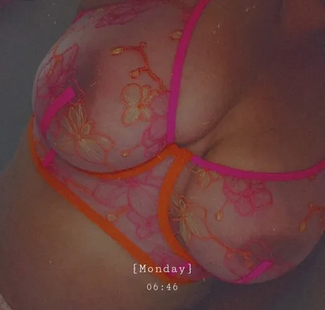 OnlyFans account  misssassypants23101993 header 2