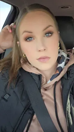 OnlyFans cuenta midwestcurves97 avatar 1
