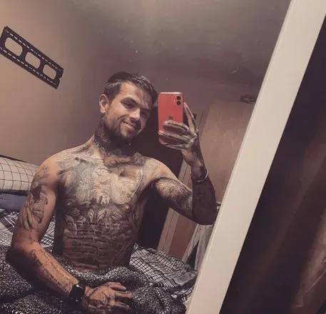 OnlyFans cuenta harrytheimpaler avatar 1