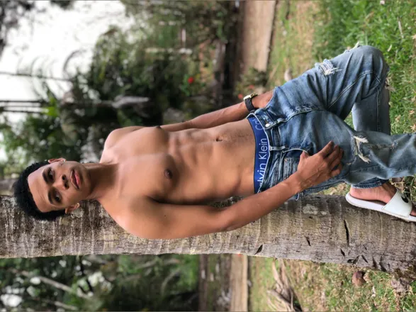 OnlyFans account  kingdick2001 header 2