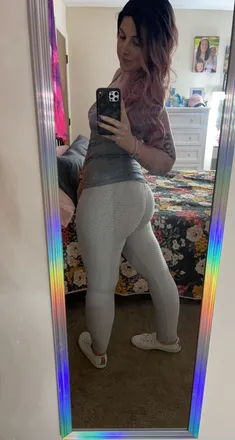 OnlyFans cuenta blueeyedqueenie header 2