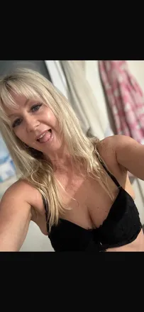 OnlyFans cuenta girlswanttohavefun111 header 2