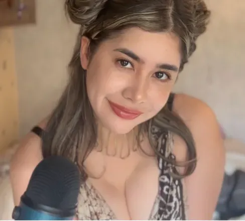 OnlyFans cuenta queenheliz avatar 1