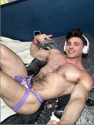 OnlyFans account  richierey.oficial header 2