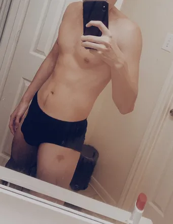 OnlyFans cuenta avgasianguy header 2