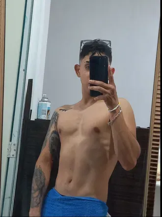 OnlyFans cuenta versace1999 avatar 1