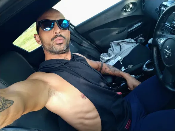 OnlyFans cuenta jose_rapado header 2