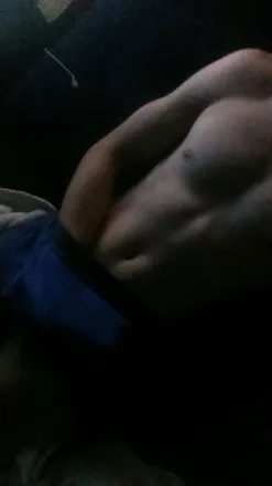 OnlyFans cuenta kingkev3411 header 2