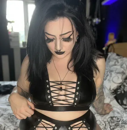 OnlyFans cuenta pierceandplussizexo avatar 1