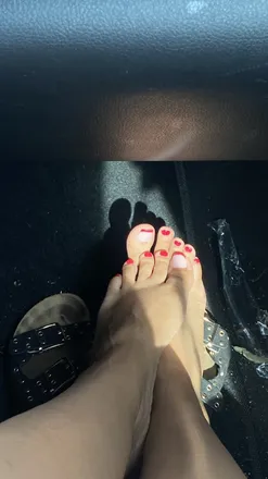 OnlyFans cuenta hippytoesnsolesss header 2