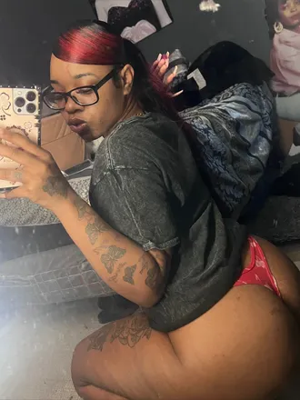OnlyFans cuenta luckydaaonneee header 2